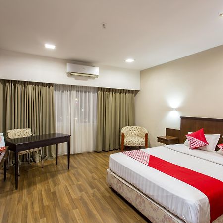 Capital O 769 City Hotel Balikpapan  Bagian luar foto