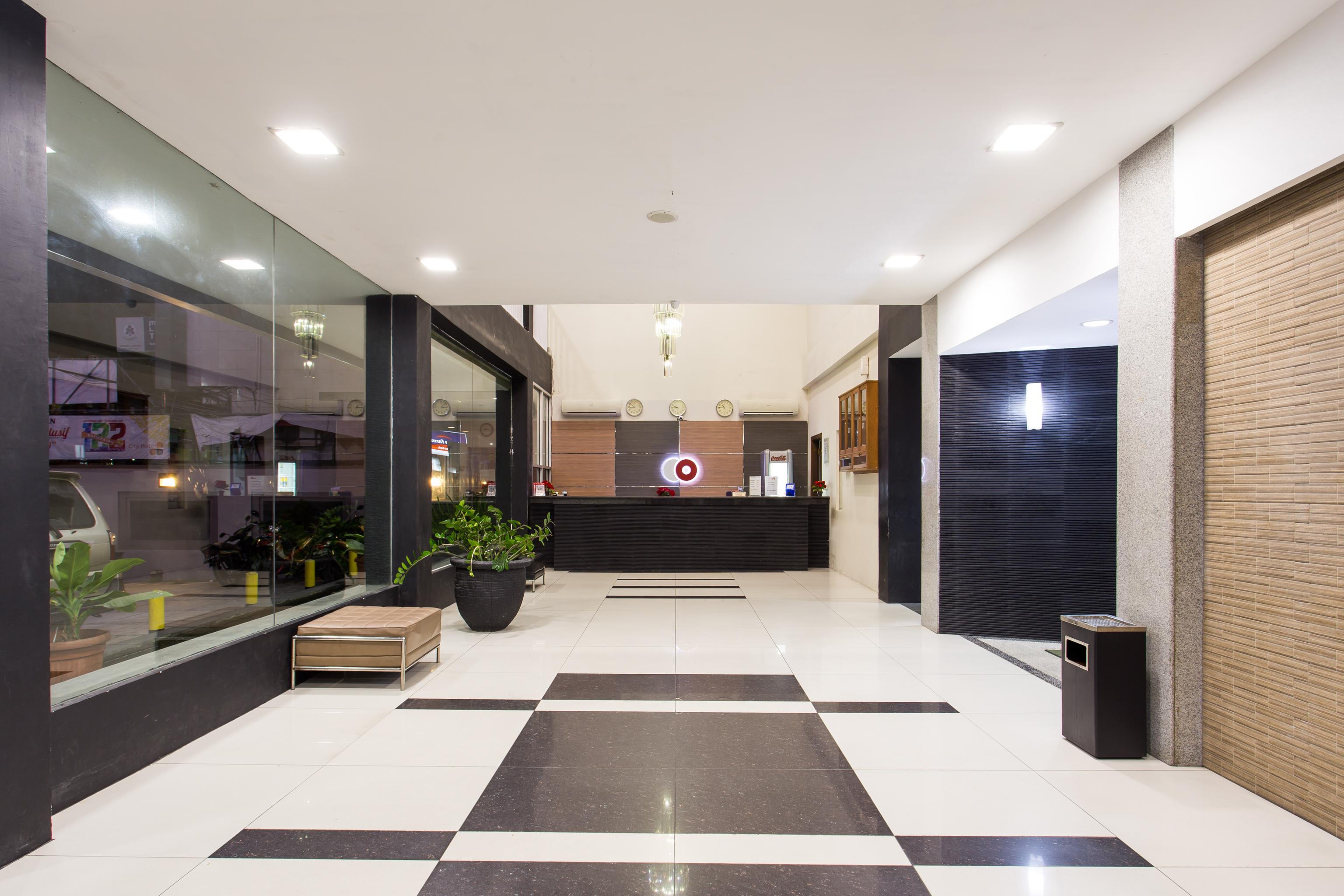 Capital O 769 City Hotel Balikpapan  Bagian luar foto