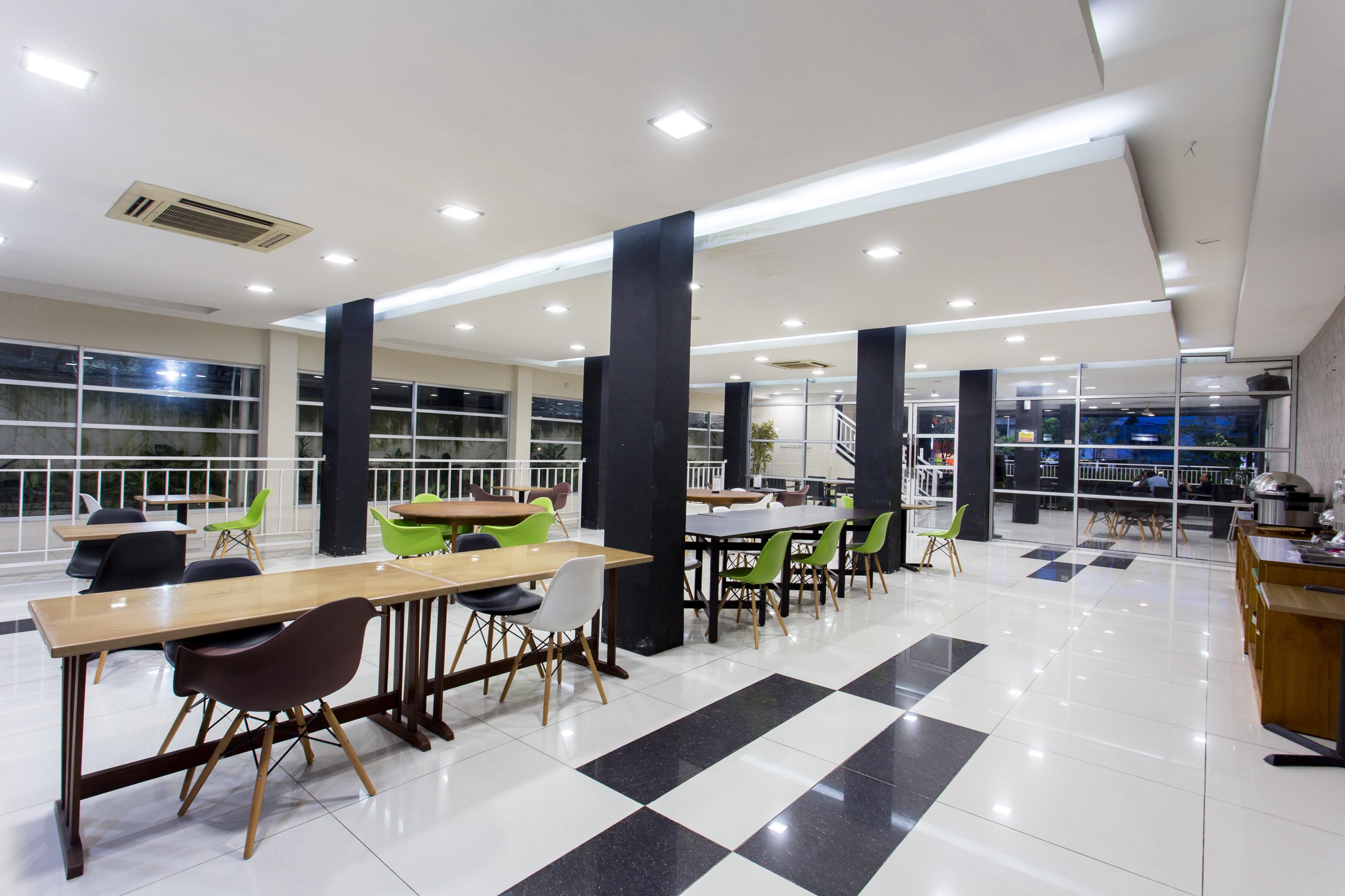 Capital O 769 City Hotel Balikpapan  Bagian luar foto