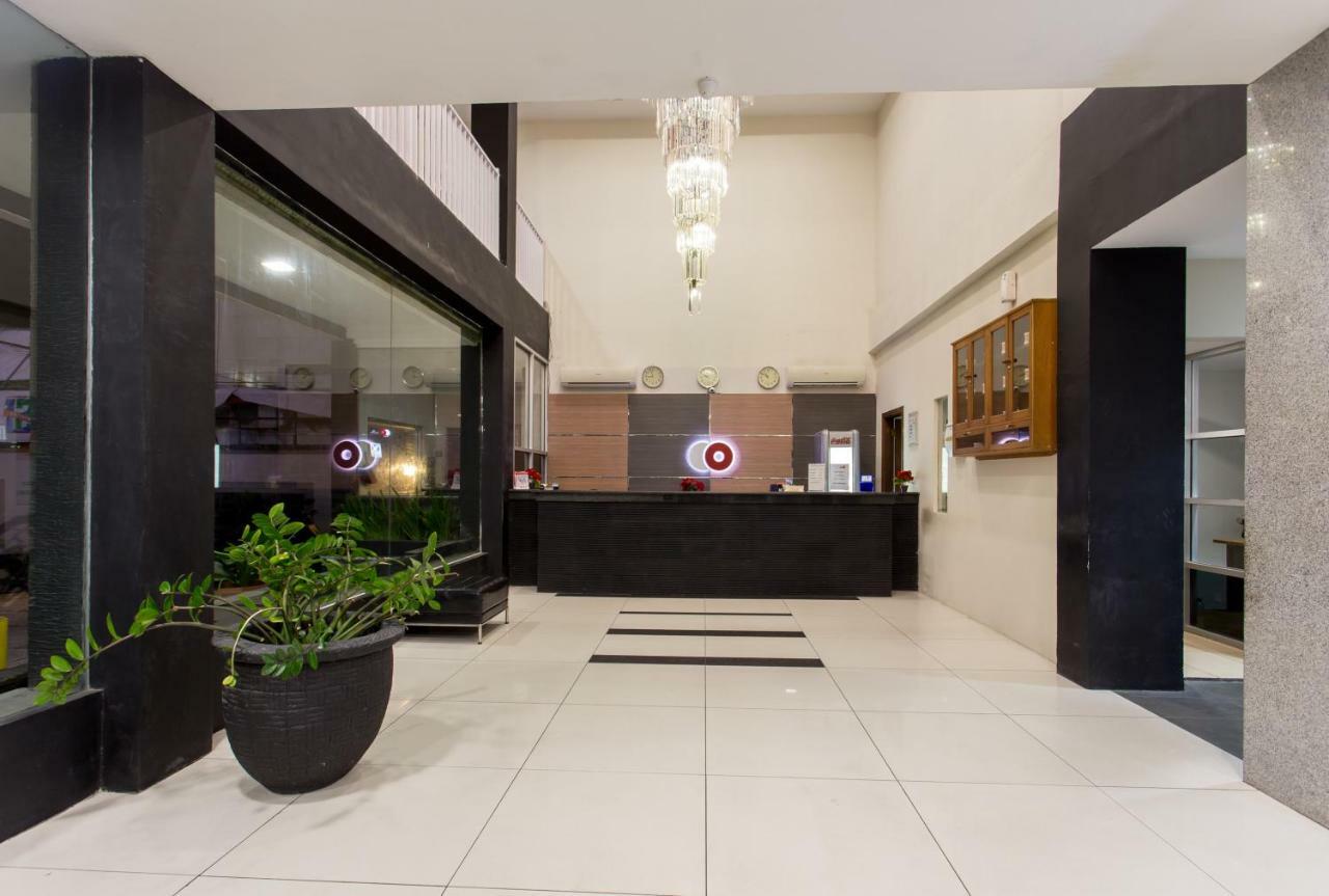 Capital O 769 City Hotel Balikpapan  Bagian luar foto